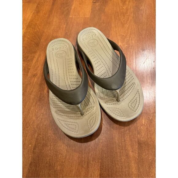 Men’s crocs flip flops - Picture 5 of 5
